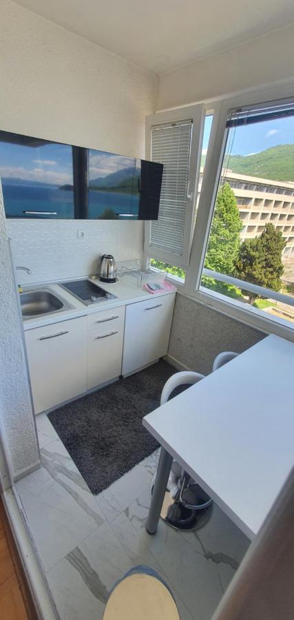Ristevski Apartments Охрид Экстерьер фото